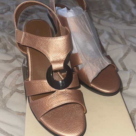 Patrizia Rola Sandal by SpringStep size 38 or a 7.5 - 8 - NWT - Picture 5 of 12